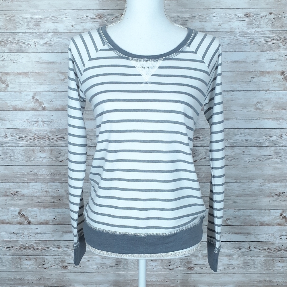 Jenni Pajama Lounge Top XS Long Sleeve Gray Stripe 810
